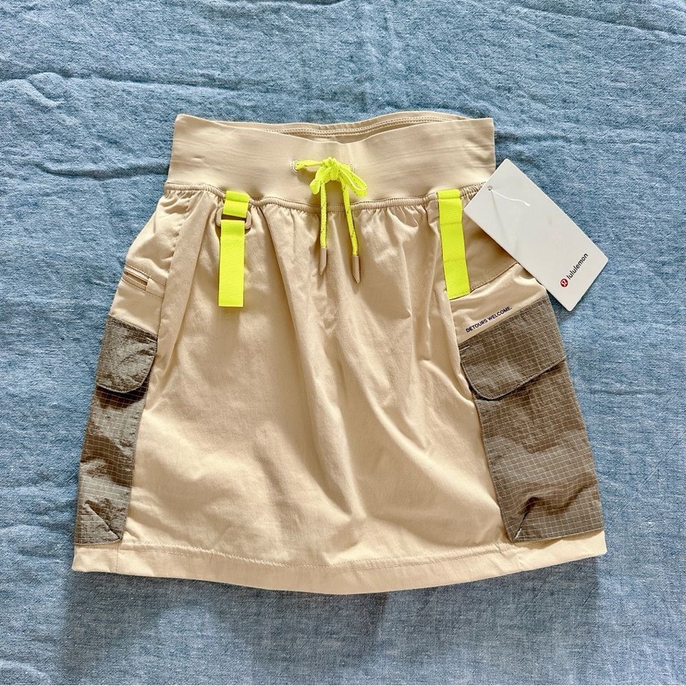 NWT✨LULULEMON MULTI POCKET CARGO HR HIKING SKIRT SKORT SHORTS sz 2 TAN KHAKI